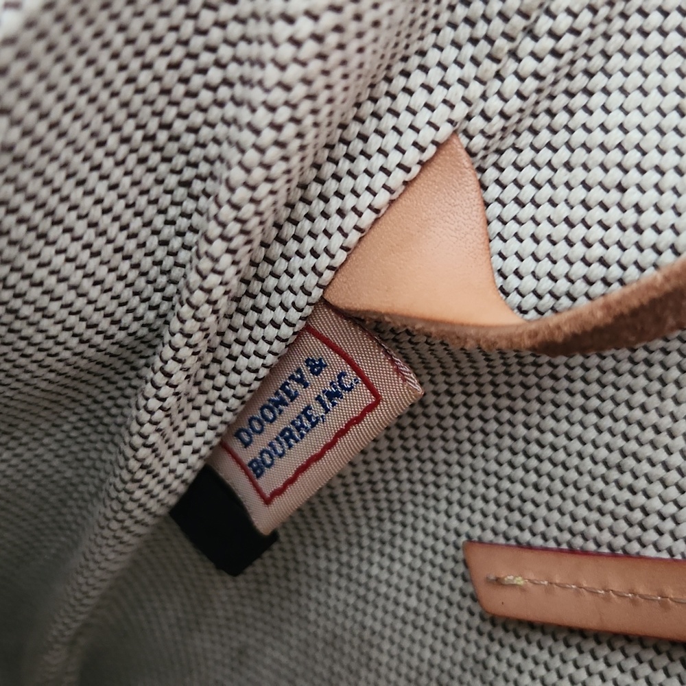 Dooney & Bourke Handbag - Picture 8 of 11